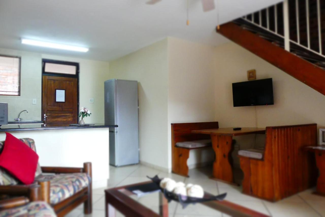 Flamingo Holiday Flats Saint Lucia Estuary Екстериор снимка